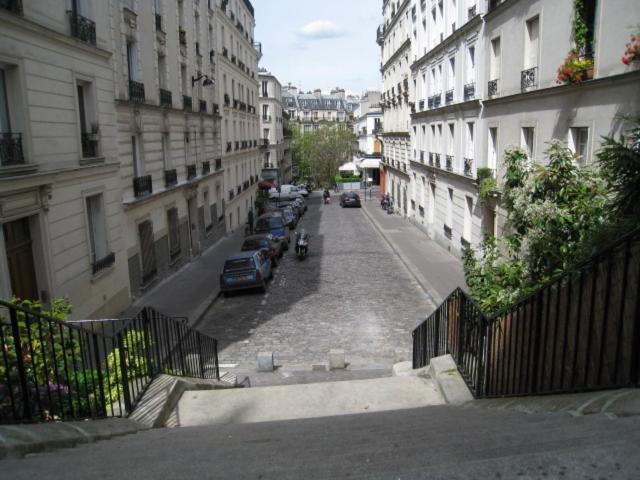 Quiet Apartment Hill Of Montmartre パリ エクステリア 写真
